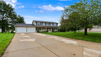 602 Linden Lane, Willard, 44890, 4 Bedroom Bedrooms, ,3 BathroomBathrooms,Residential,For Sale,Linden,20263847