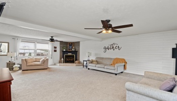 602 Linden Lane, Willard, 44890, 4 Bedroom Bedrooms, ,3 BathroomBathrooms,Residential,For Sale,Linden,20263847