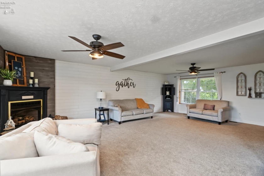 602 Linden Lane, Willard, 44890, 4 Bedroom Bedrooms, ,3 BathroomBathrooms,Residential,For Sale,Linden,20263847