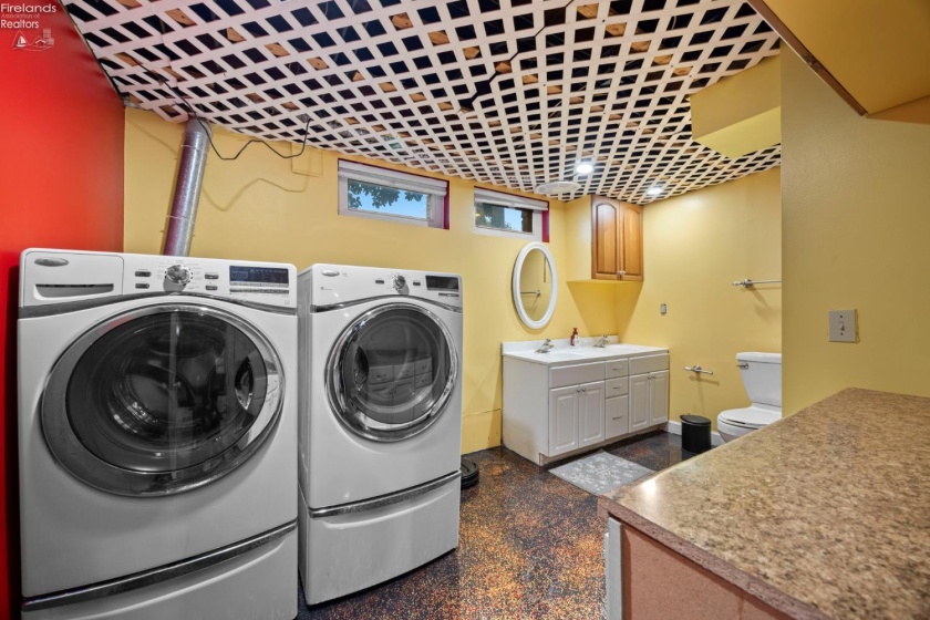 240 Water Street, Oak Harbor, 43449, 3 Bedroom Bedrooms, ,3 BathroomBathrooms,Residential,For Sale,Water,20263741