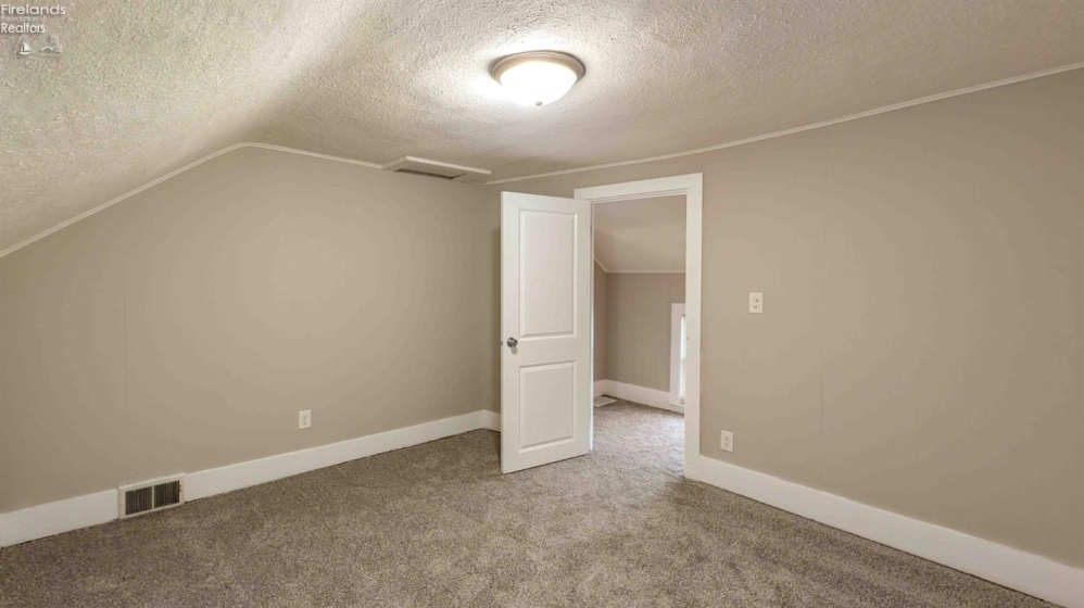 909 Main Street, Huron, 44839, 3 Bedroom Bedrooms, ,2 BathroomBathrooms,Residential,For Sale,Main,20263792