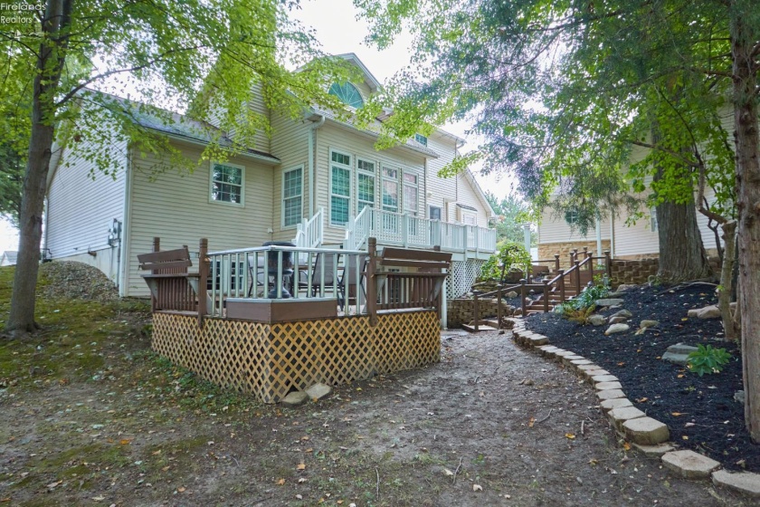 304 Riverside, Huron, 44839, 3 Bedroom Bedrooms, ,4 BathroomBathrooms,Residential,For Sale,Riverside,20263802