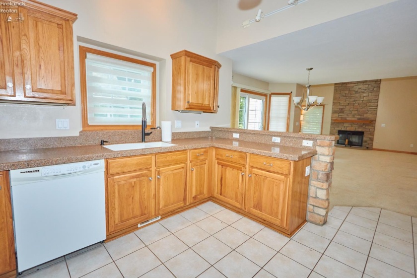 304 Riverside, Huron, 44839, 3 Bedroom Bedrooms, ,4 BathroomBathrooms,Residential,For Sale,Riverside,20263802