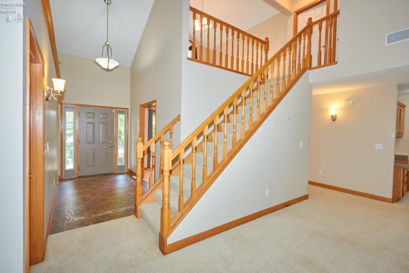304 Riverside, Huron, 44839, 3 Bedroom Bedrooms, ,4 BathroomBathrooms,Residential,For Sale,Riverside,20263802