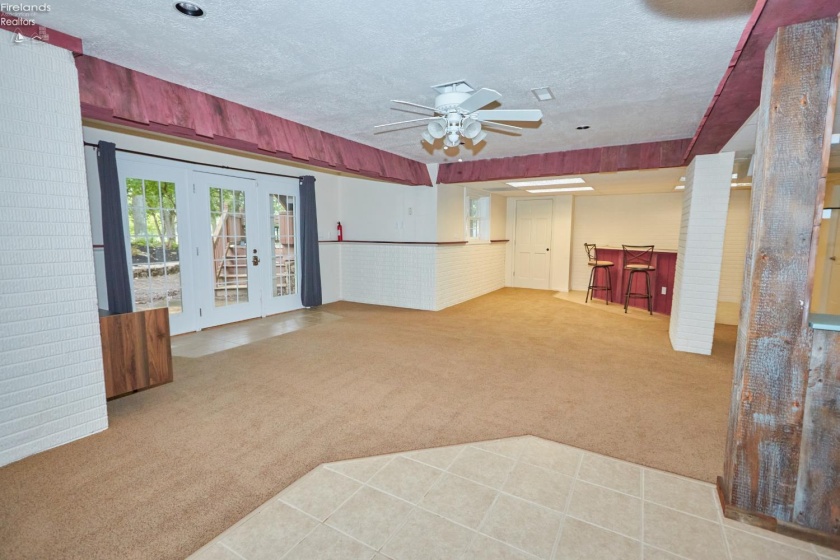 304 Riverside, Huron, 44839, 3 Bedroom Bedrooms, ,4 BathroomBathrooms,Residential,For Sale,Riverside,20263802