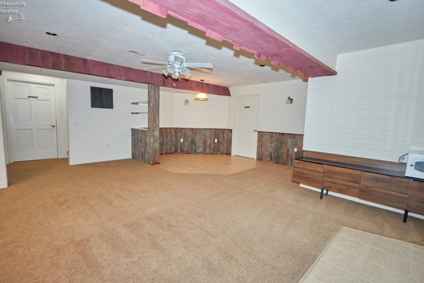 304 Riverside, Huron, 44839, 3 Bedroom Bedrooms, ,4 BathroomBathrooms,Residential,For Sale,Riverside,20263802