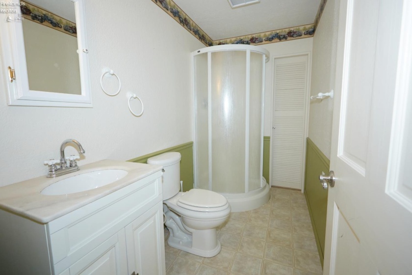 304 Riverside, Huron, 44839, 3 Bedroom Bedrooms, ,4 BathroomBathrooms,Residential,For Sale,Riverside,20263802