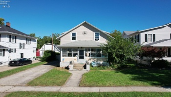 411 4th Street, Port Clinton, 43452, 3 Bedroom Bedrooms, ,2 BathroomBathrooms,Residential,For Sale,4th,20263688