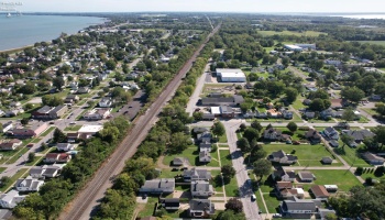 411 4th Street, Port Clinton, 43452, 3 Bedroom Bedrooms, ,2 BathroomBathrooms,Residential,For Sale,4th,20263688