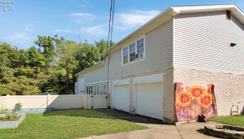 411 4th Street, Port Clinton, 43452, 3 Bedroom Bedrooms, ,2 BathroomBathrooms,Residential,For Sale,4th,20263688