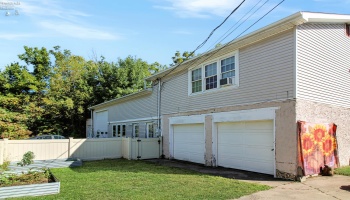 411 4th Street, Port Clinton, 43452, 3 Bedroom Bedrooms, ,2 BathroomBathrooms,Residential,For Sale,4th,20263688