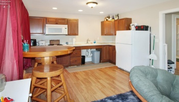 411 4th Street, Port Clinton, 43452, 3 Bedroom Bedrooms, ,2 BathroomBathrooms,Residential,For Sale,4th,20263688