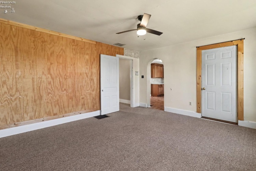 118 Grove Street, Bellevue, 44811, 3 Bedroom Bedrooms, ,1 BathroomBathrooms,Residential,For Sale,Grove,20263859