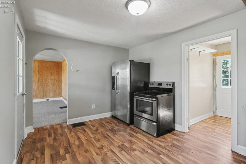 118 Grove Street, Bellevue, 44811, 3 Bedroom Bedrooms, ,1 BathroomBathrooms,Residential,For Sale,Grove,20263859