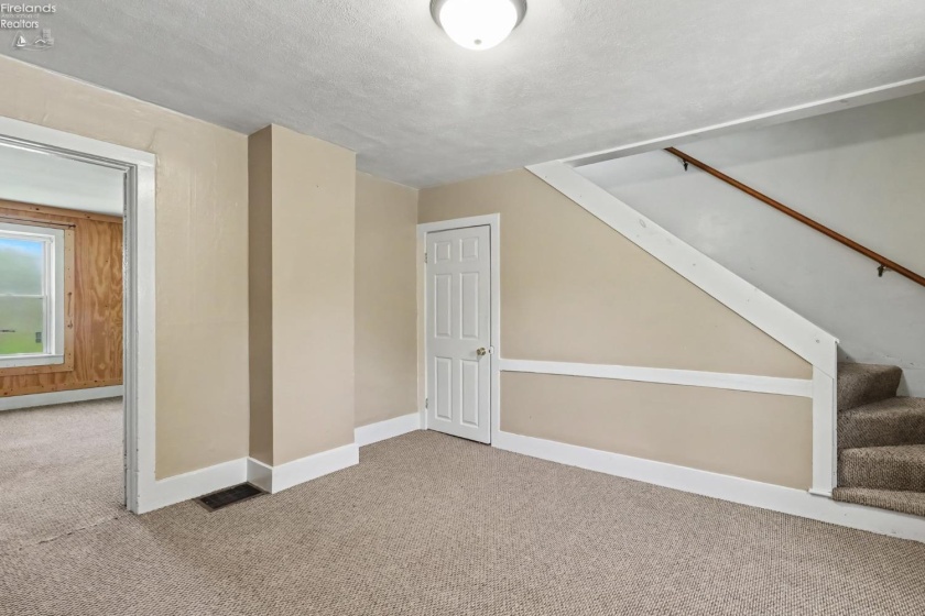 118 Grove Street, Bellevue, 44811, 3 Bedroom Bedrooms, ,1 BathroomBathrooms,Residential,For Sale,Grove,20263859