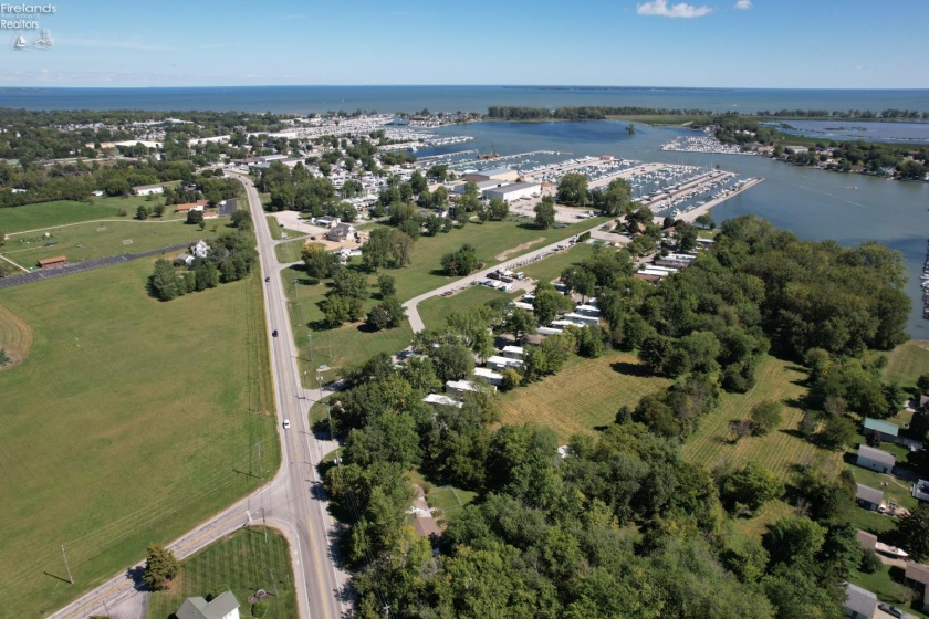 2157 Catawba Road, Port Clinton, 43452, 4 Bedroom Bedrooms, ,2 BathroomBathrooms,Residential,For Sale,Catawba,20263820