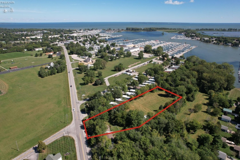 2157 Catawba Road, Port Clinton, 43452, 4 Bedroom Bedrooms, ,2 BathroomBathrooms,Residential,For Sale,Catawba,20263820