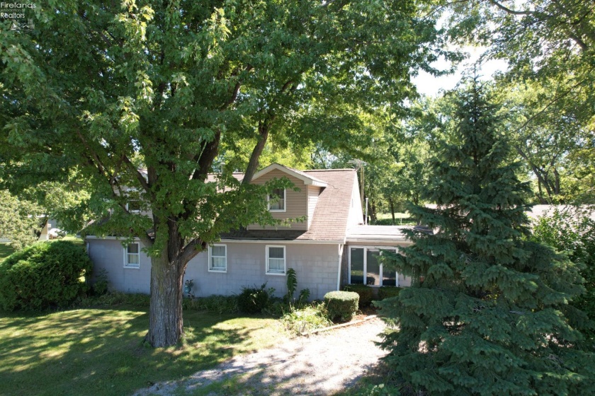 2157 Catawba Road, Port Clinton, 43452, 4 Bedroom Bedrooms, ,2 BathroomBathrooms,Residential,For Sale,Catawba,20263820