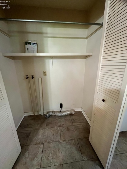 4242 County Road 175, Clyde, 43410, 3 Bedroom Bedrooms, ,2 BathroomBathrooms,Residential,For Sale,County Road 175,20263860