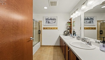 401 Shoreline Drive, Sandusky, 44870, 2 Bedroom Bedrooms, ,2 BathroomBathrooms,Residential,For Sale,Shoreline,20263800