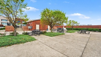 401 Shoreline Drive, Sandusky, 44870, 2 Bedroom Bedrooms, ,2 BathroomBathrooms,Residential,For Sale,Shoreline,20263800