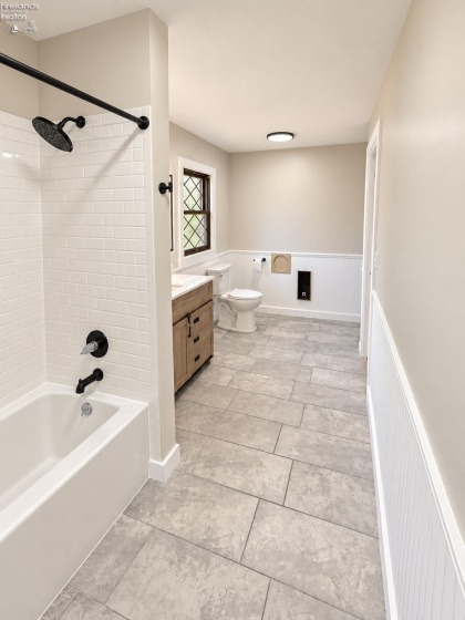 7814 Patten Tract, Sandusky, 44870, ,4 BathroomBathrooms,Residential,For Sale,Patten Tract,20263850