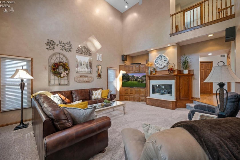 908 Glendale Drive, Port Clinton, 43452, 4 Bedroom Bedrooms, ,3 BathroomBathrooms,Residential,For Sale,Glendale,20263864