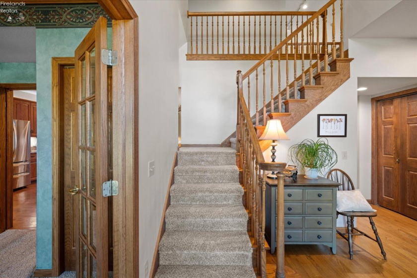 908 Glendale Drive, Port Clinton, 43452, 4 Bedroom Bedrooms, ,3 BathroomBathrooms,Residential,For Sale,Glendale,20263864