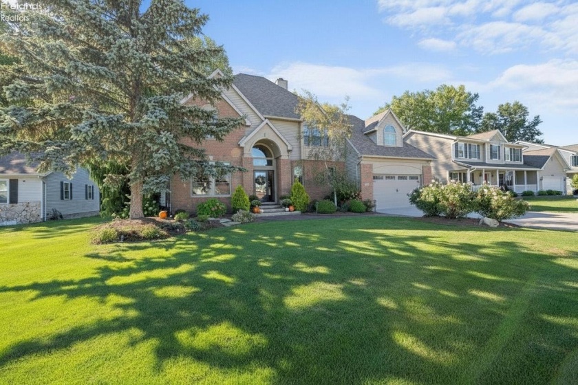 908 Glendale Drive, Port Clinton, 43452, 4 Bedroom Bedrooms, ,3 BathroomBathrooms,Residential,For Sale,Glendale,20263864