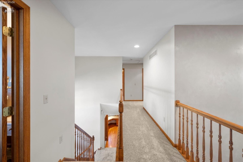 908 Glendale Drive, Port Clinton, 43452, 4 Bedroom Bedrooms, ,3 BathroomBathrooms,Residential,For Sale,Glendale,20263864