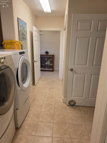3011 Bayfield Drive, Huron, 44839, 3 Bedroom Bedrooms, ,2 BathroomBathrooms,Residential,For Sale,Bayfield,20263868