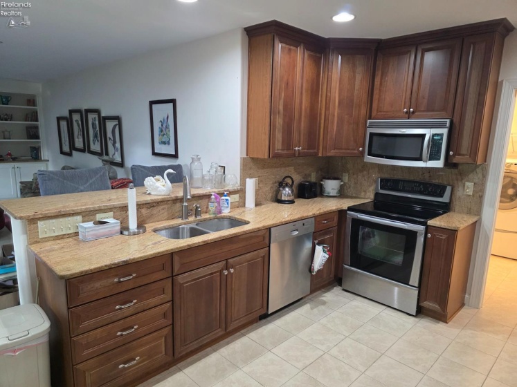 3011 Bayfield Drive, Huron, 44839, 3 Bedroom Bedrooms, ,2 BathroomBathrooms,Residential,For Sale,Bayfield,20263868