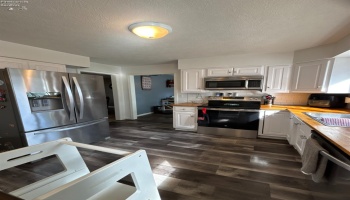 140 Norwood Avenue, Norwalk, 44857, 4 Bedroom Bedrooms, ,3 BathroomBathrooms,Residential,For Sale,Norwood,20263835 140 Norwood Avenue, Norwalk, 44857, 4 Bedroom Bedrooms, ,3 BathroomBathrooms,Residential,For Sale,Norwood,20263835