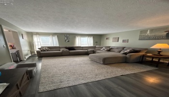 140 Norwood Avenue, Norwalk, 44857, 4 Bedroom Bedrooms, ,3 BathroomBathrooms,Residential,For Sale,Norwood,20263835 140 Norwood Avenue, Norwalk, 44857, 4 Bedroom Bedrooms, ,3 BathroomBathrooms,Residential,For Sale,Norwood,20263835