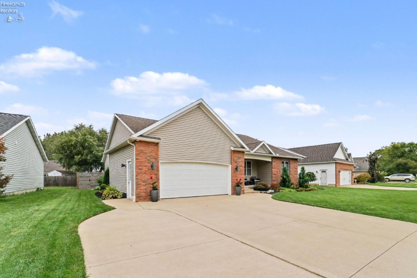 37 Westwind Drive, Norwalk, 44857, 3 Bedroom Bedrooms, ,3 BathroomBathrooms,Residential,For Sale,Westwind,20263693
