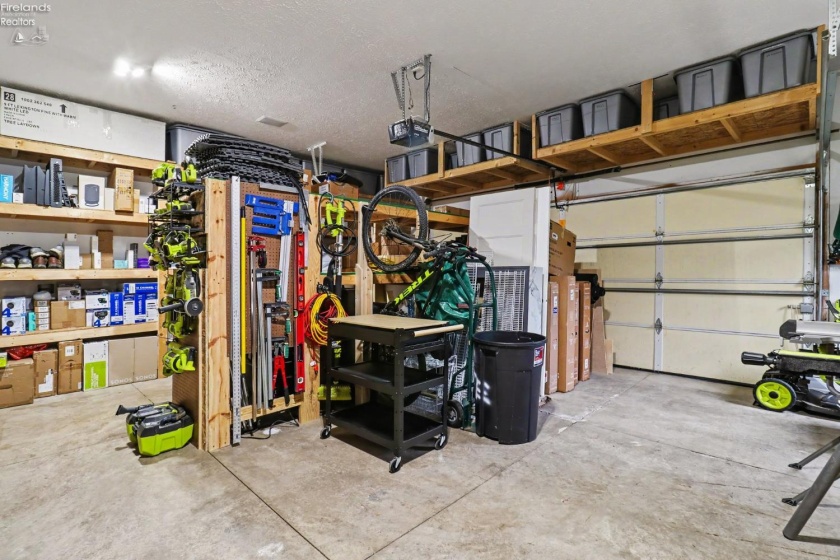 37 Westwind Drive, Norwalk, 44857, 3 Bedroom Bedrooms, ,3 BathroomBathrooms,Residential,For Sale,Westwind,20263693