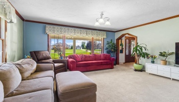 47568 Middle Ridge Road, Amherst, 44001, 4 Bedroom Bedrooms, ,3 BathroomBathrooms,Residential,For Sale,Middle Ridge,20263874