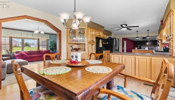 47568 Middle Ridge Road, Amherst, 44001, 4 Bedroom Bedrooms, ,3 BathroomBathrooms,Residential,For Sale,Middle Ridge,20263874