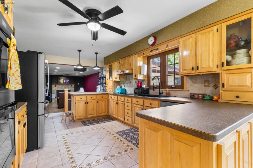 47568 Middle Ridge Road, Amherst, 44001, 4 Bedroom Bedrooms, ,3 BathroomBathrooms,Residential,For Sale,Middle Ridge,20263874