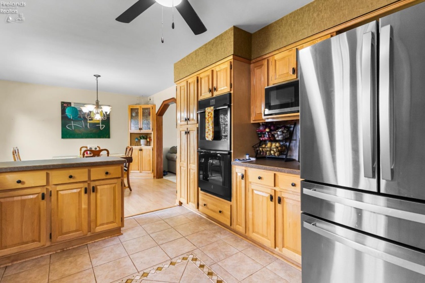 47568 Middle Ridge Road, Amherst, 44001, 4 Bedroom Bedrooms, ,3 BathroomBathrooms,Residential,For Sale,Middle Ridge,20263874