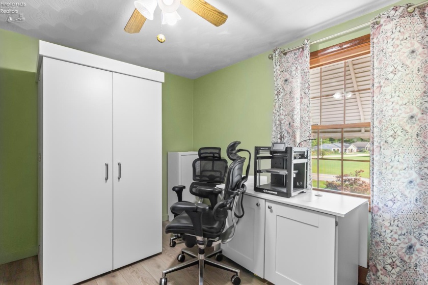 47568 Middle Ridge Road, Amherst, 44001, 4 Bedroom Bedrooms, ,3 BathroomBathrooms,Residential,For Sale,Middle Ridge,20263874