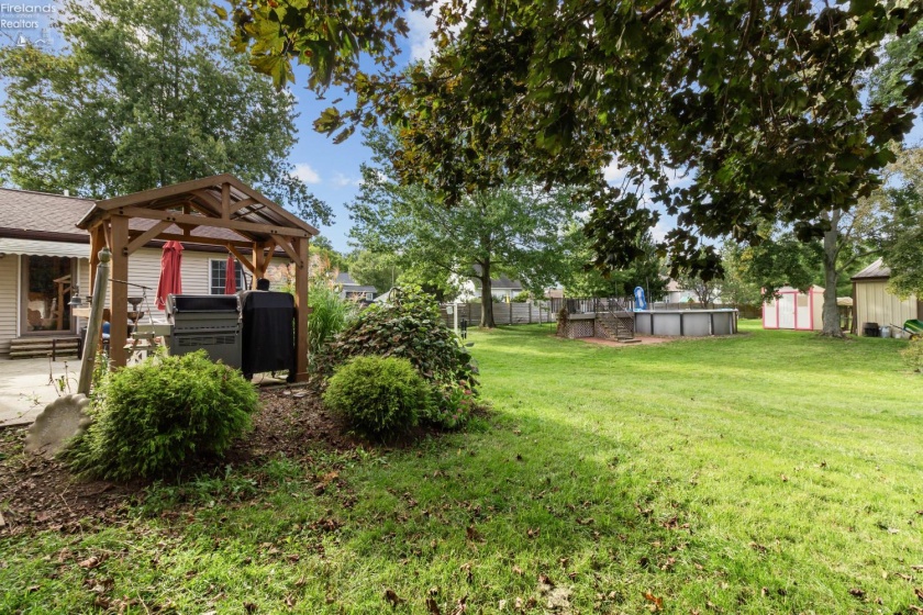 47568 Middle Ridge Road, Amherst, 44001, 4 Bedroom Bedrooms, ,3 BathroomBathrooms,Residential,For Sale,Middle Ridge,20263874