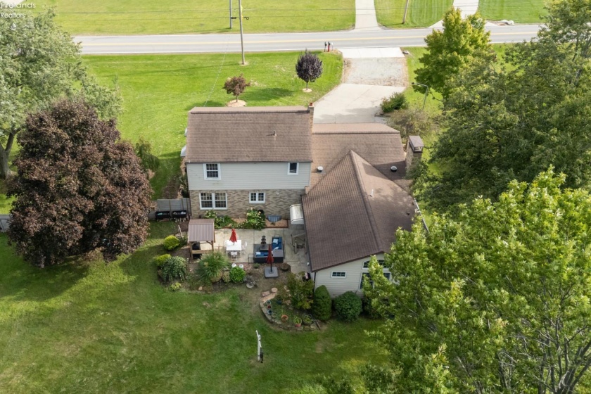 47568 Middle Ridge Road, Amherst, 44001, 4 Bedroom Bedrooms, ,3 BathroomBathrooms,Residential,For Sale,Middle Ridge,20263874