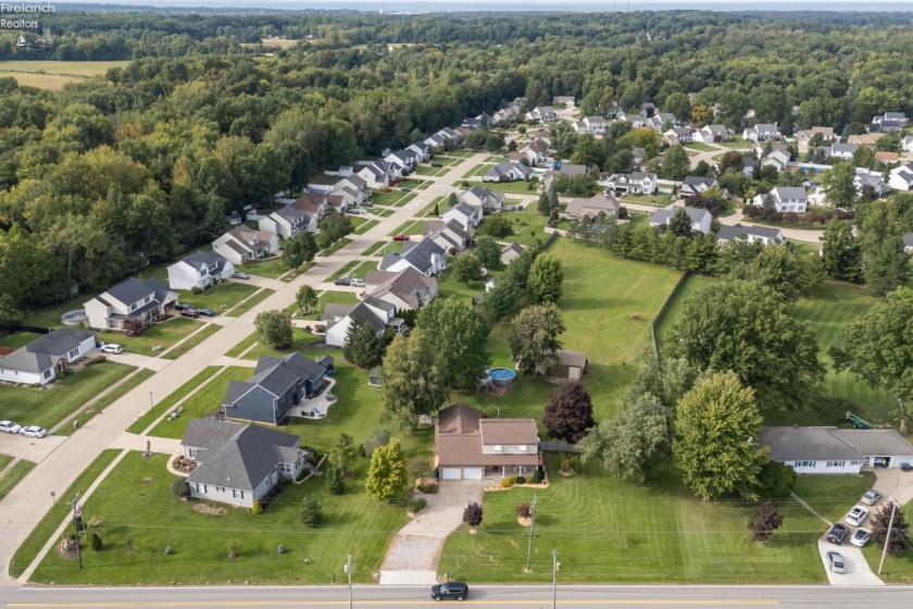 47568 Middle Ridge Road, Amherst, 44001, 4 Bedroom Bedrooms, ,3 BathroomBathrooms,Residential,For Sale,Middle Ridge,20263874