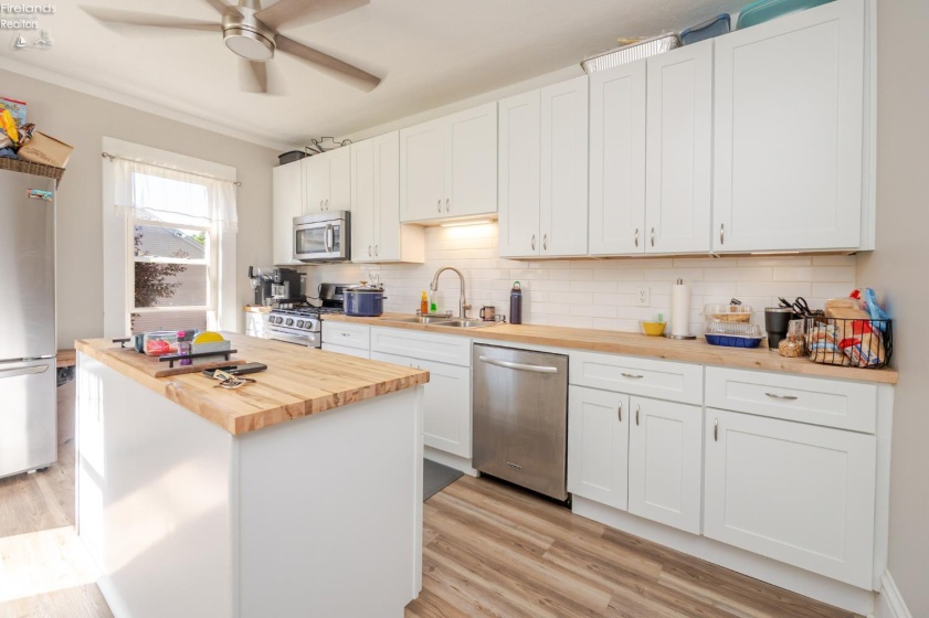 115 Union Street, Bellevue, 44811, 3 Bedroom Bedrooms, ,2 BathroomBathrooms,Residential,For Sale,Union,20263883