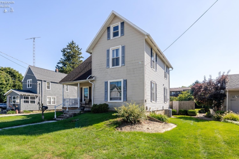 115 Union Street, Bellevue, 44811, 3 Bedroom Bedrooms, ,2 BathroomBathrooms,Residential,For Sale,Union,20263883