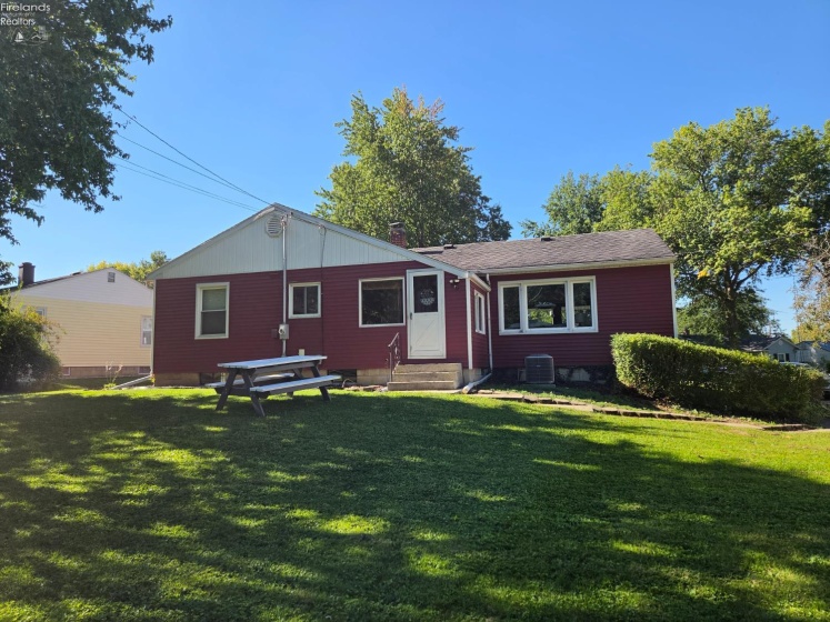 44 Riverlea, Tiffin, 44883, 3 Bedroom Bedrooms, ,2 BathroomBathrooms,Residential,For Sale,Riverlea,20263884