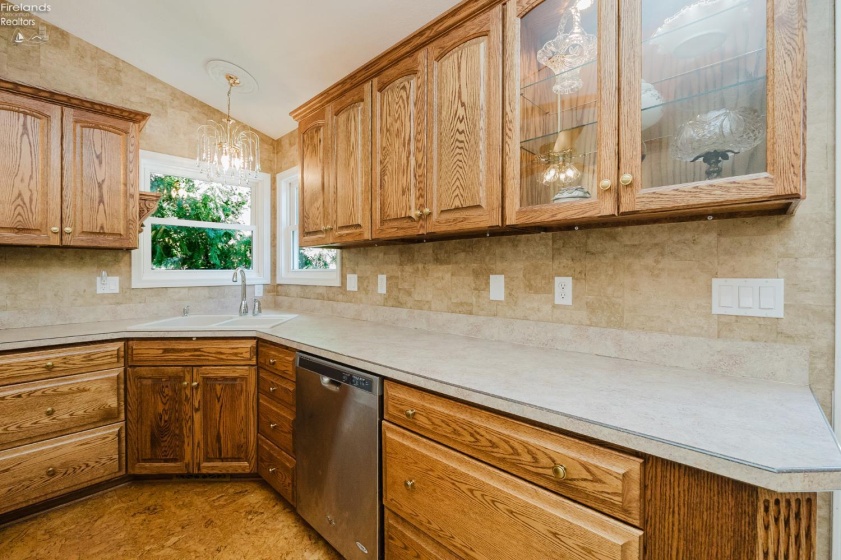 2600 Highland Drive, Sandusky, 44870, 3 Bedroom Bedrooms, ,2 BathroomBathrooms,Residential,For Sale,Highland Drive,20263697