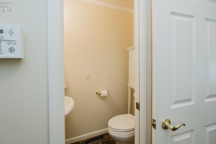 2600 Highland Drive, Sandusky, 44870, 3 Bedroom Bedrooms, ,2 BathroomBathrooms,Residential,For Sale,Highland Drive,20263697