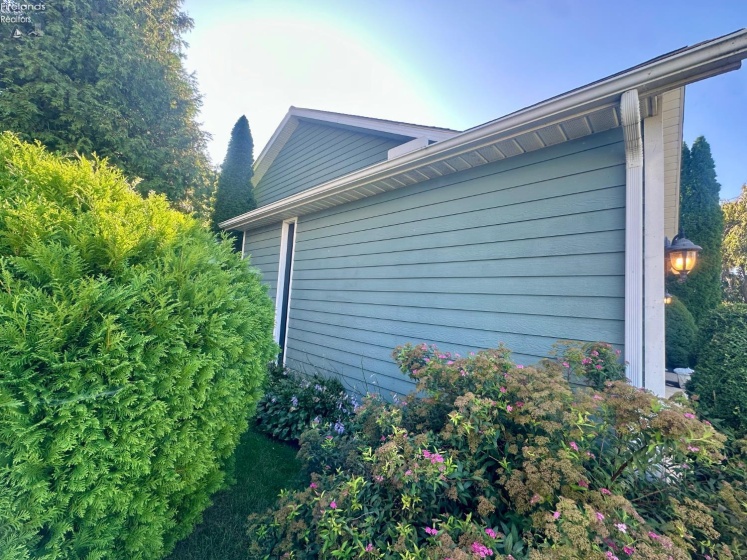 2600 Highland Drive, Sandusky, 44870, 3 Bedroom Bedrooms, ,2 BathroomBathrooms,Residential,For Sale,Highland Drive,20263697